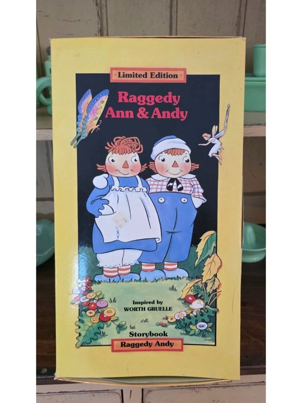 Vintage Raggedy Andy Storybook 16" Doll 1997 Limited Edition NOS by Applause